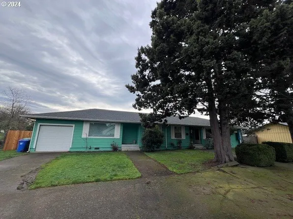 2260 Bedford Way, Eugene, OR 97401
