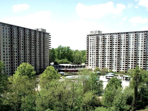 5225 Pooks Hill Rd APT 404S, Bethesda, MD 20814