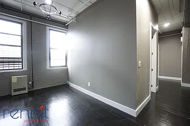 Rented by Rennit Inc.