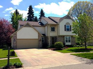8345 Sherwood Dr, Grand Blanc, MI
