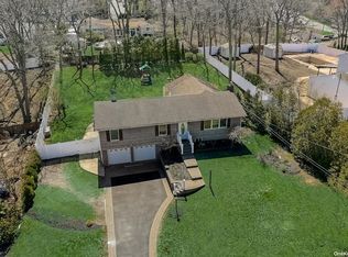 34 Liber Blvd, Farmingville, NY 11738