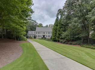 4 Old Virginia Chase, Sandy Springs, GA 30327