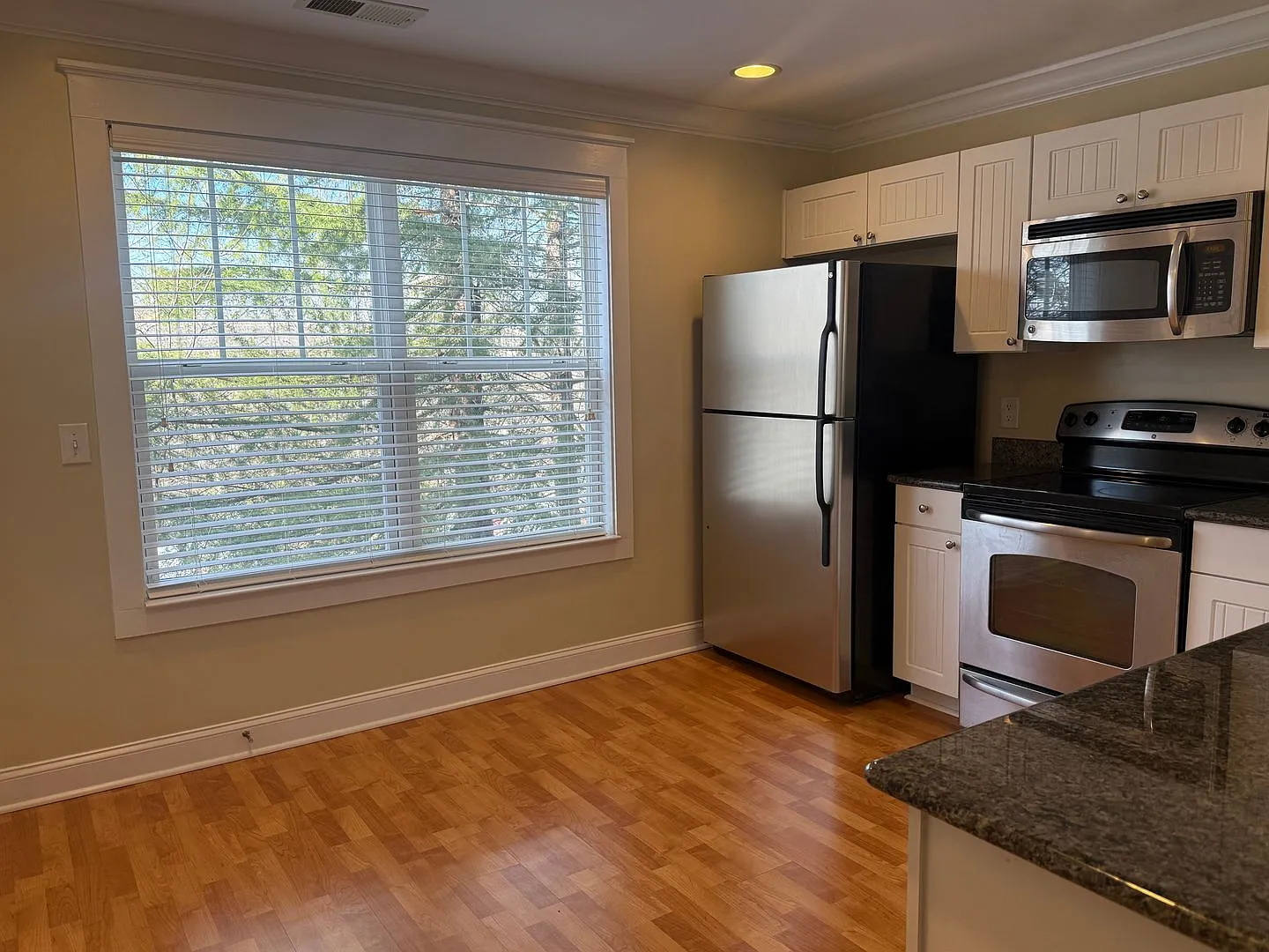 1830 Candlewood Court #208 **Price Reduction — Photo 3