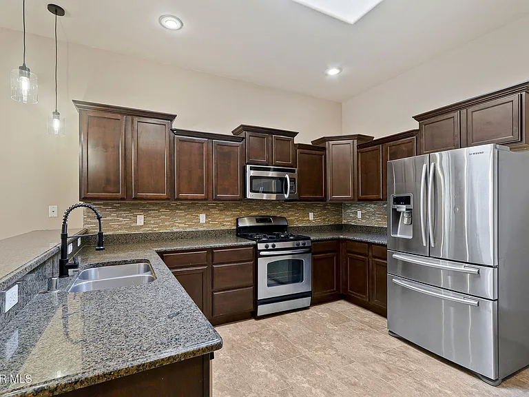3237 Christian Cunningham St — Photo 15