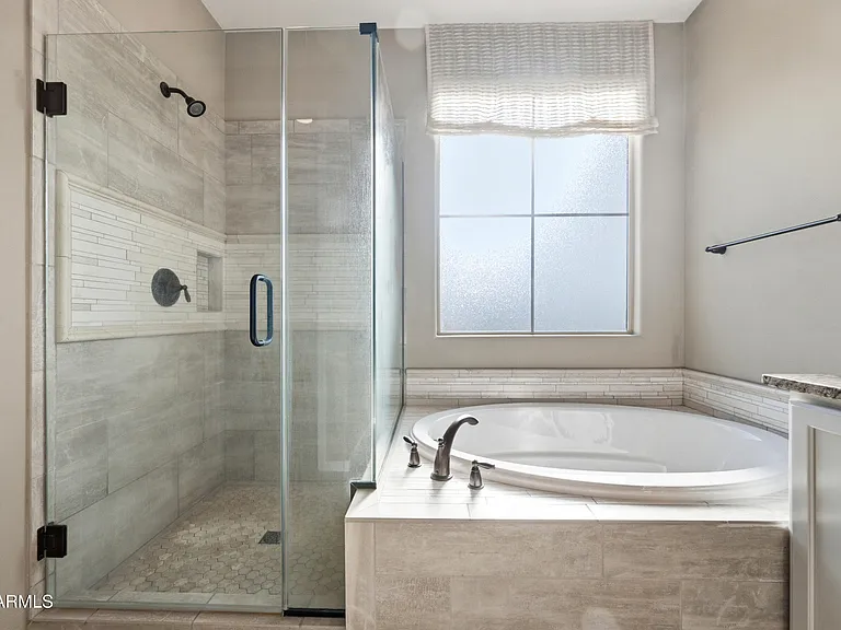 1930 E Horseshoe Dr — Photo 37