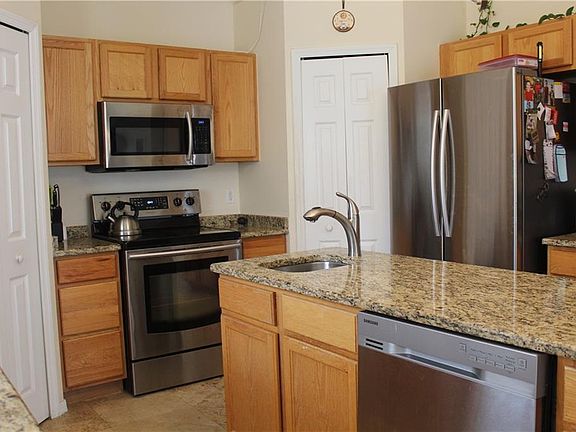 5th image of 1560 Maile St