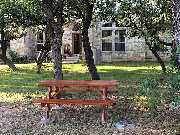 Frontal view of home 5ac.