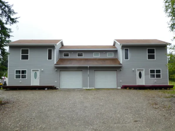 1440 Ric Dr #B, North Pole, AK 99705