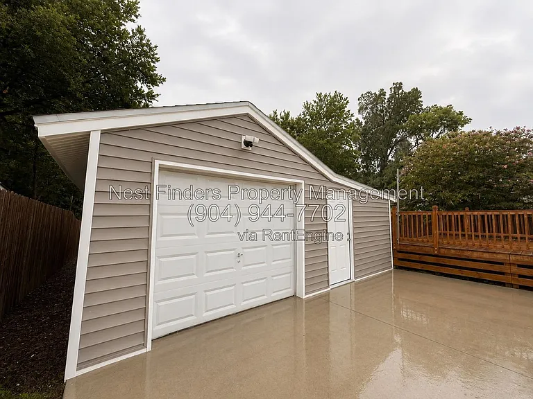 1293 Hamilton St — Photo 24