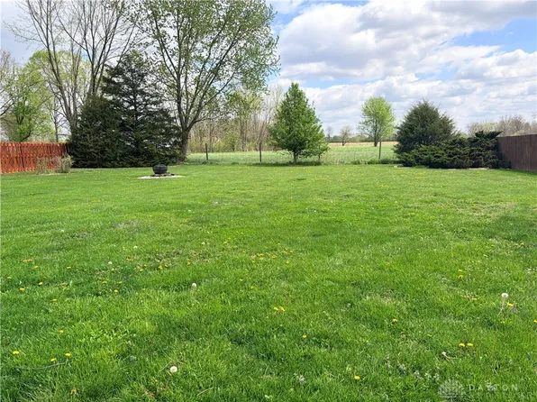 288 Gordon Rd, Springfield, OH 45504