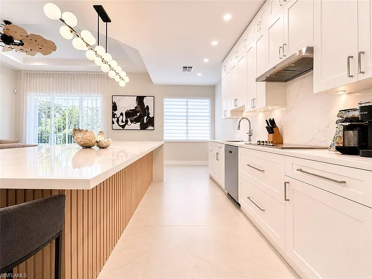 12667 Biscayne Ct — Photo 15