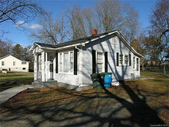 2nd image of 216 Balfour Dr