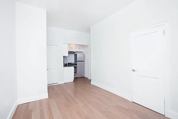 Rented by Arden Realty Corp. | media 7