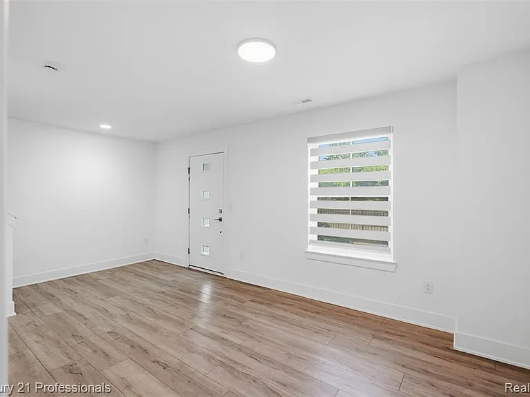 2917 Summers Pl — Photo 18