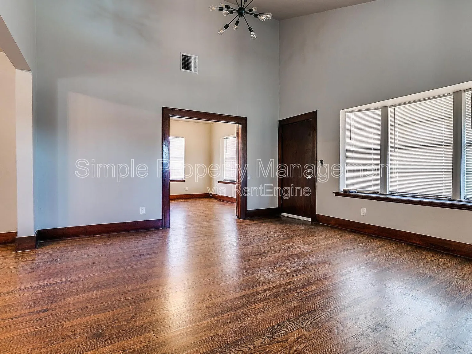 3 bed, 1.5 bath, 1751 sqft, $2,095 — Photo 4