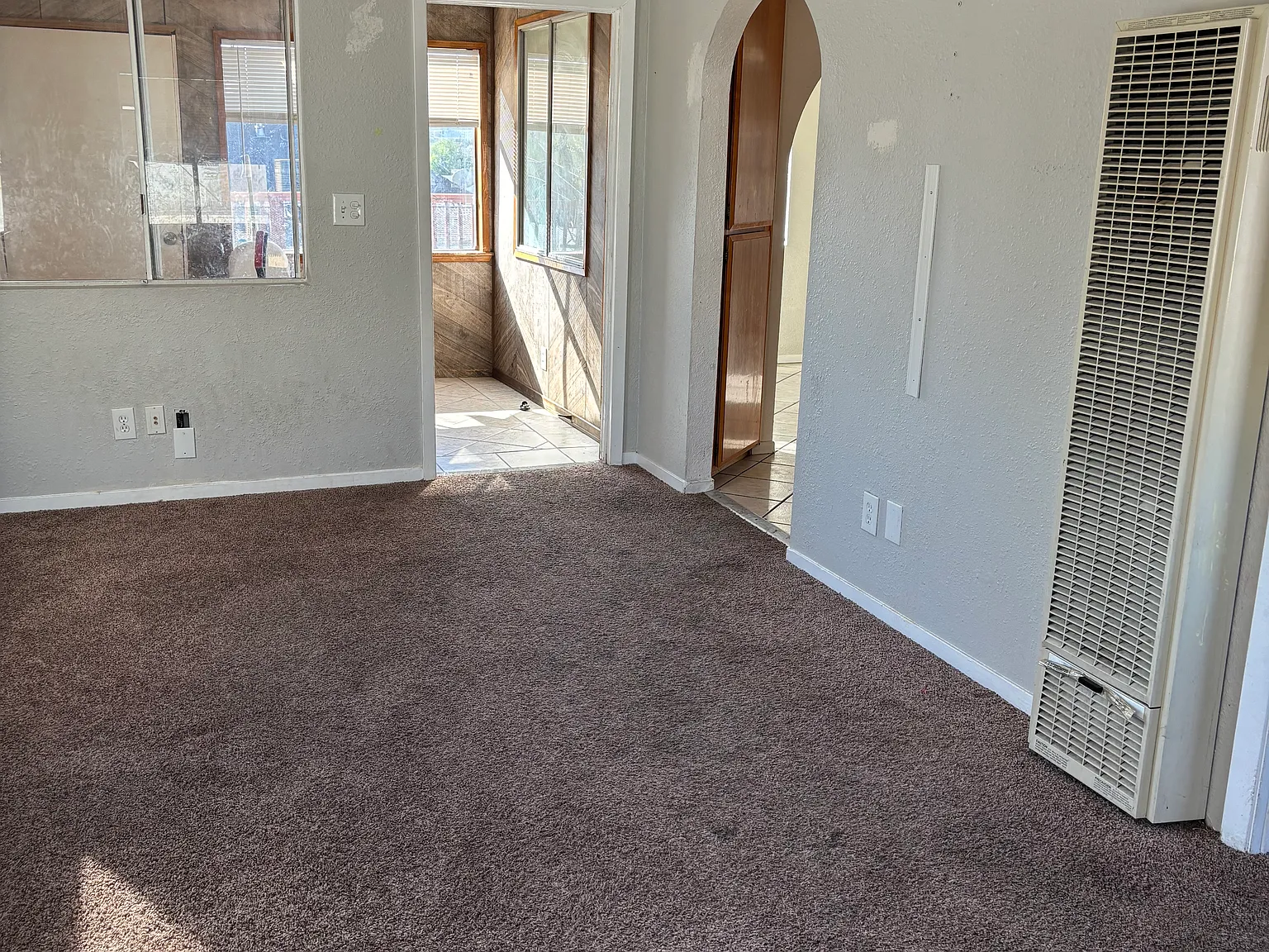 1 bed, 850 sqft, $2,200 — Photo 1