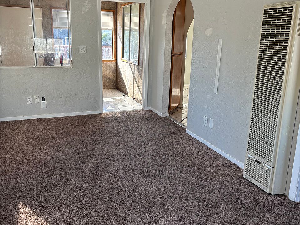 1st image of 243 1/2 W C St #1/2