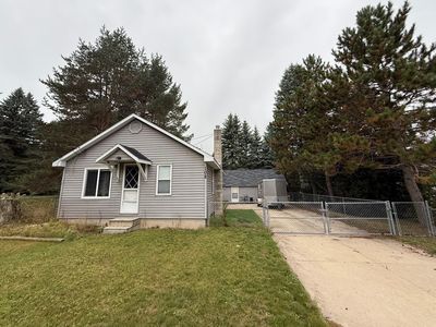108 Desoto Ave, Houghton Lake, MI, 48629