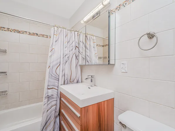 1830 Bath Avenue image 13 of 25