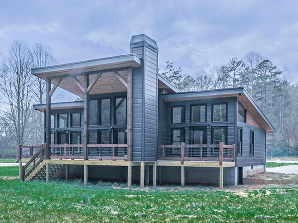 20 Wolf Den Valley, Mineral Bluff, GA 30559