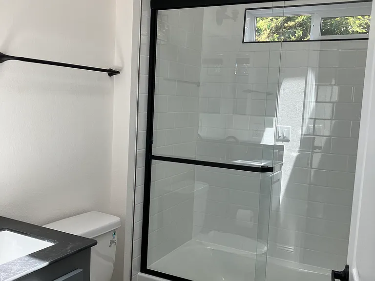 140 Fairview Dr #A — Photo 2