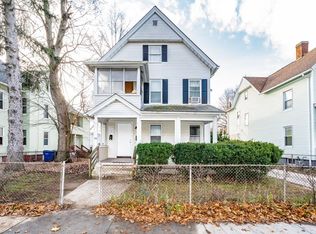 105 Alden St, Springfield, MA 01109