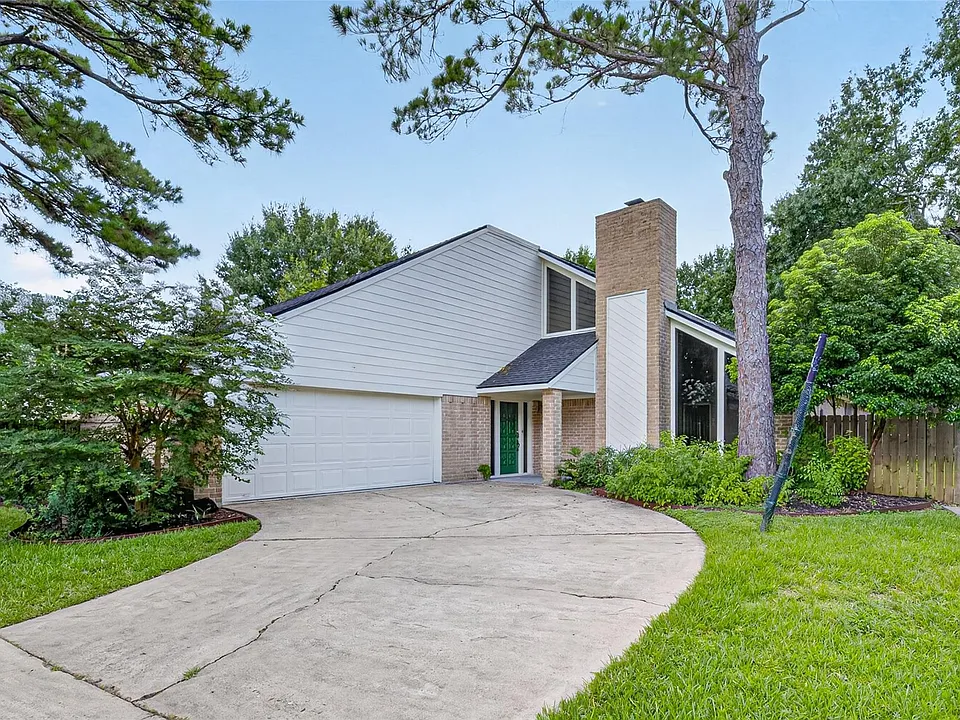 7111 Halfpenny Rd