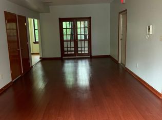 189 Hunterdon St #2-L, Newark, NJ 07103