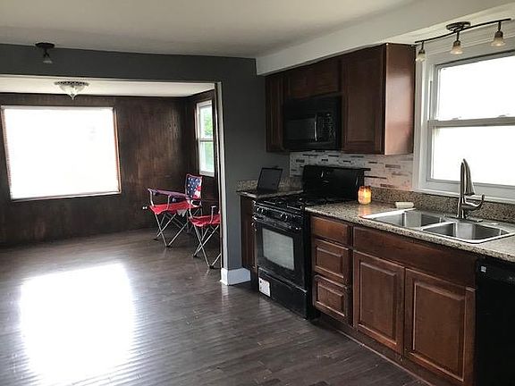 5th image of 9436 S McVicker Ave