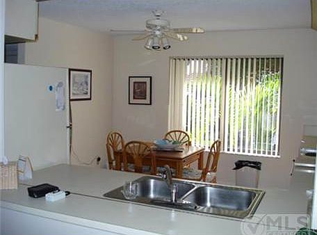 4th image of 5540 Fairway Park Dr APT 202