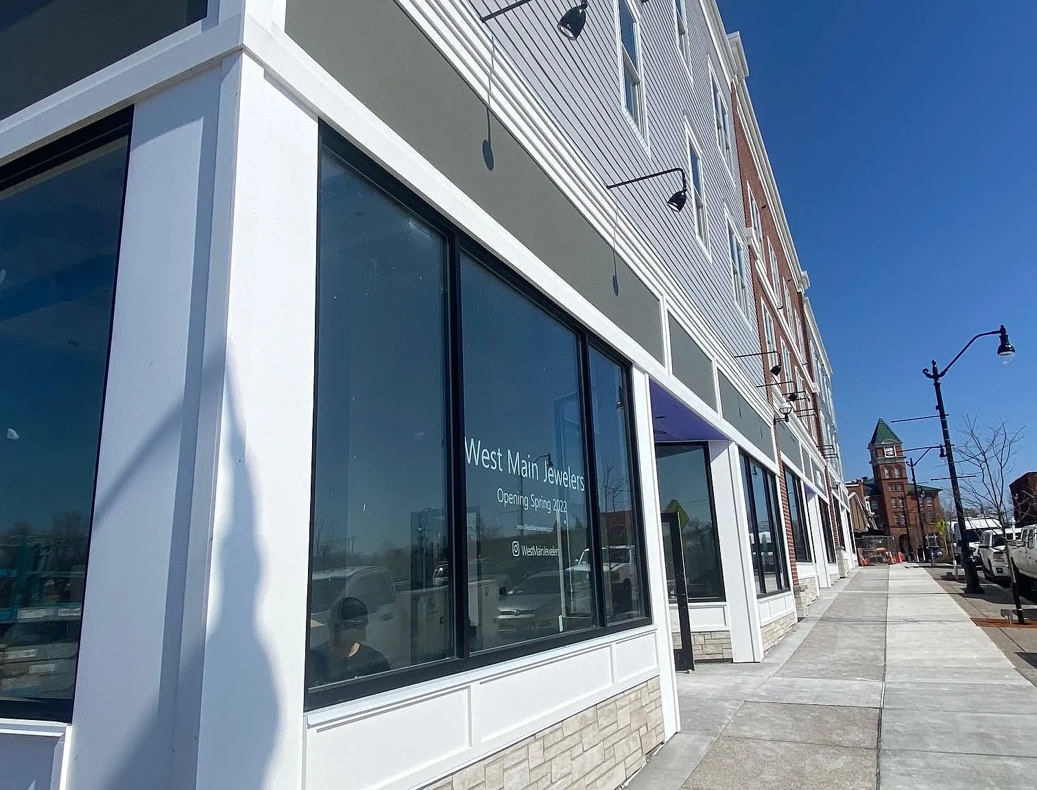 19 Main St — Photo 1