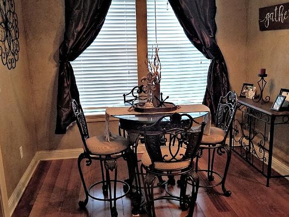 5th image of 4108 Courtland Way