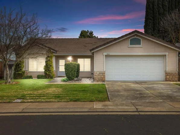 7048 Turnberry Ln, Riverbank, CA 95367