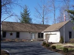 245 Challedon Cir, Pataskala, OH 43062