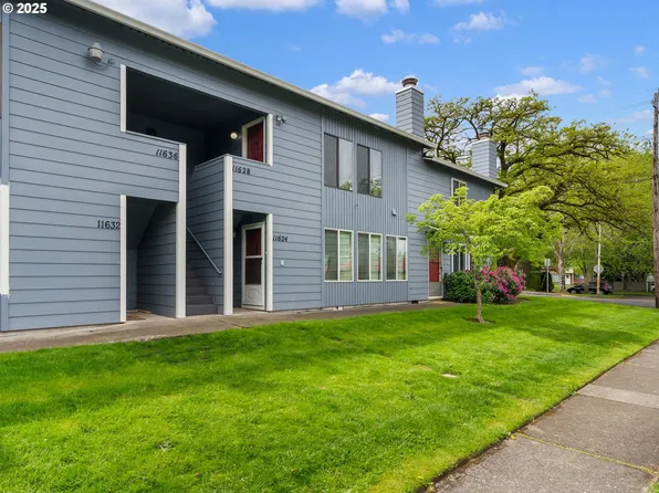 11628 SW Iron Horse Ln, Beaverton, OR 97008