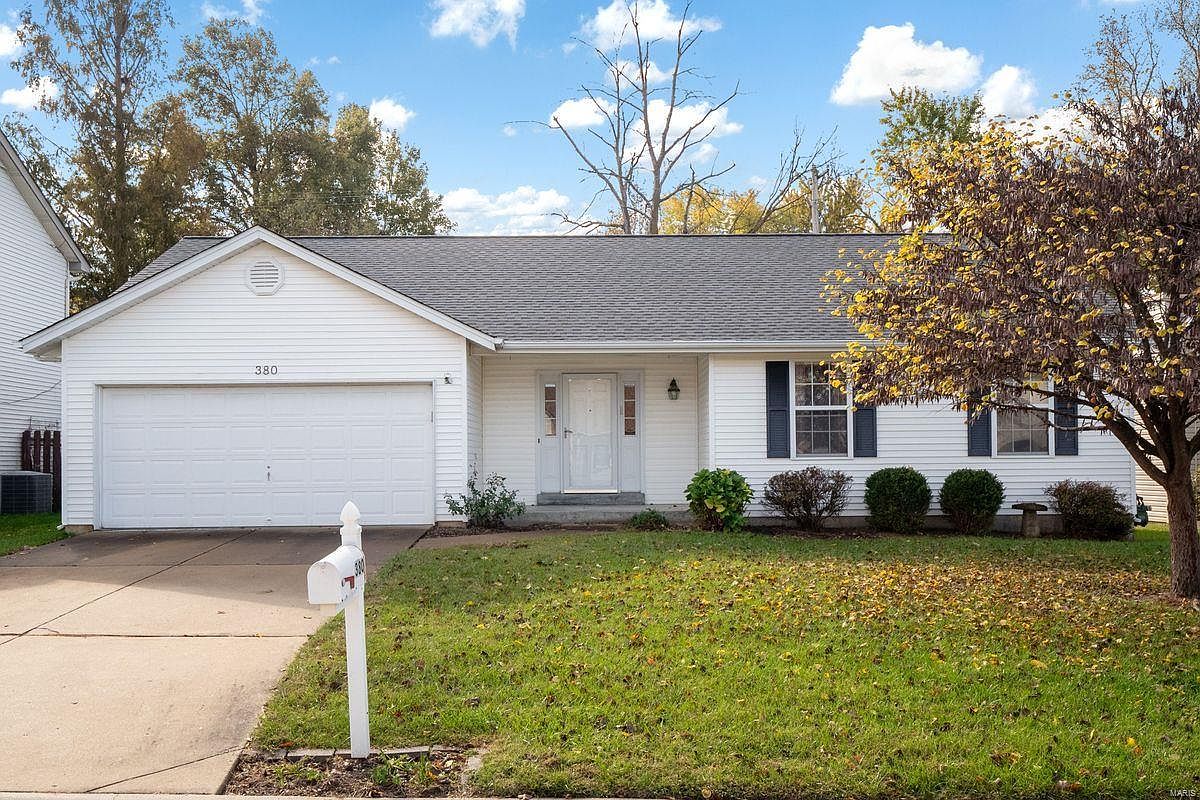 380 Misty Valley Dr, Saint Peters, MO 63376 | Zillow