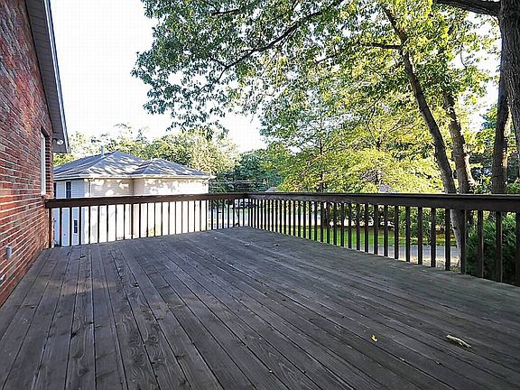 Deck to Overlooking yard
