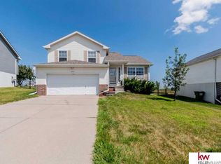 14501 S 27th St, Bellevue, NE 68123