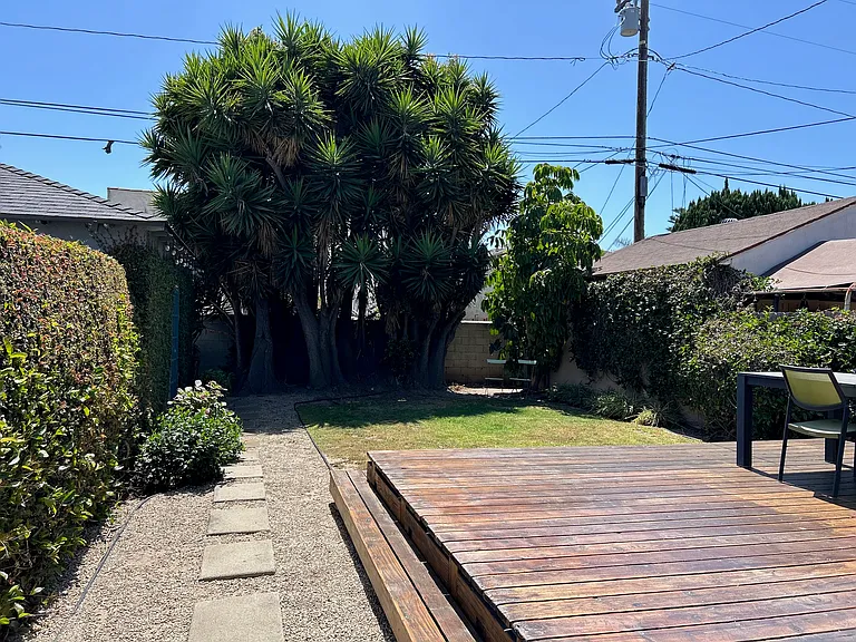 3831 Midway Ave — Photo 7