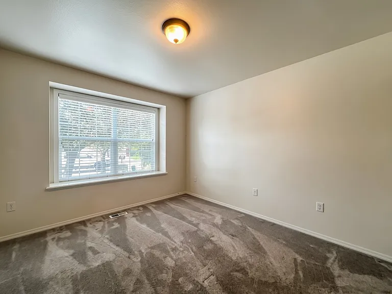4759 E Tanoak Dr — Photo 18