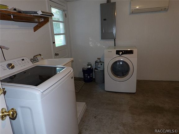 5th image of 3 S Davis St