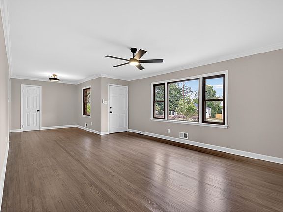 4th image of 1621 Pendleton Road