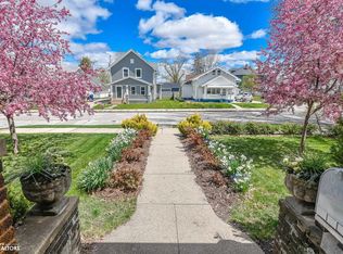 7 S 8th St, Marshalltown, IA 50158