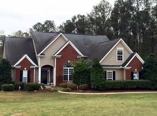 104 Meadows Ln, Senoia, GA 30276