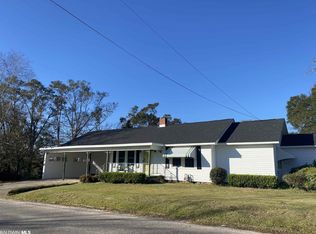 711 Dailey St, Brewton, AL 36426