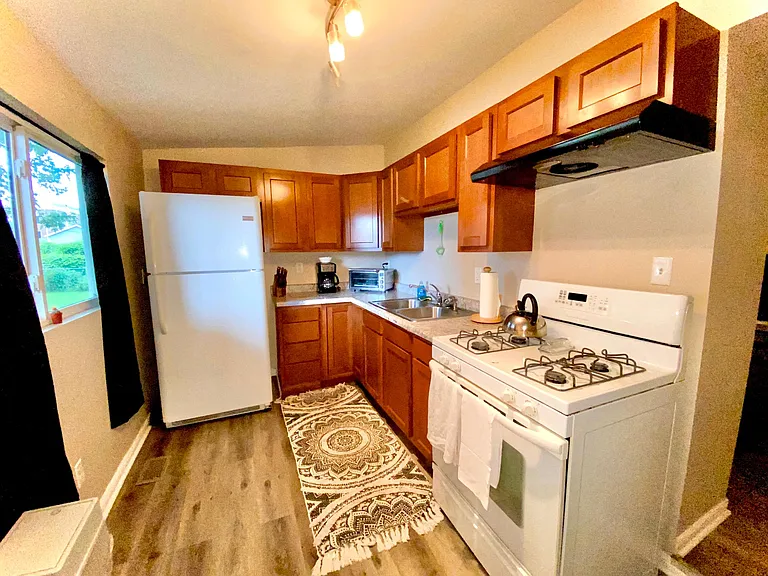317 Center St #2 — Photo 5