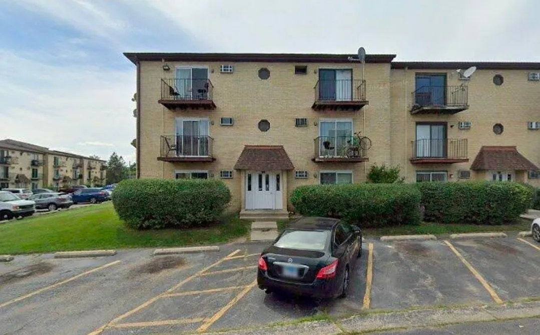 2 bed, 1.0 bath, 1000 sqft, $1,800 — Photo 1