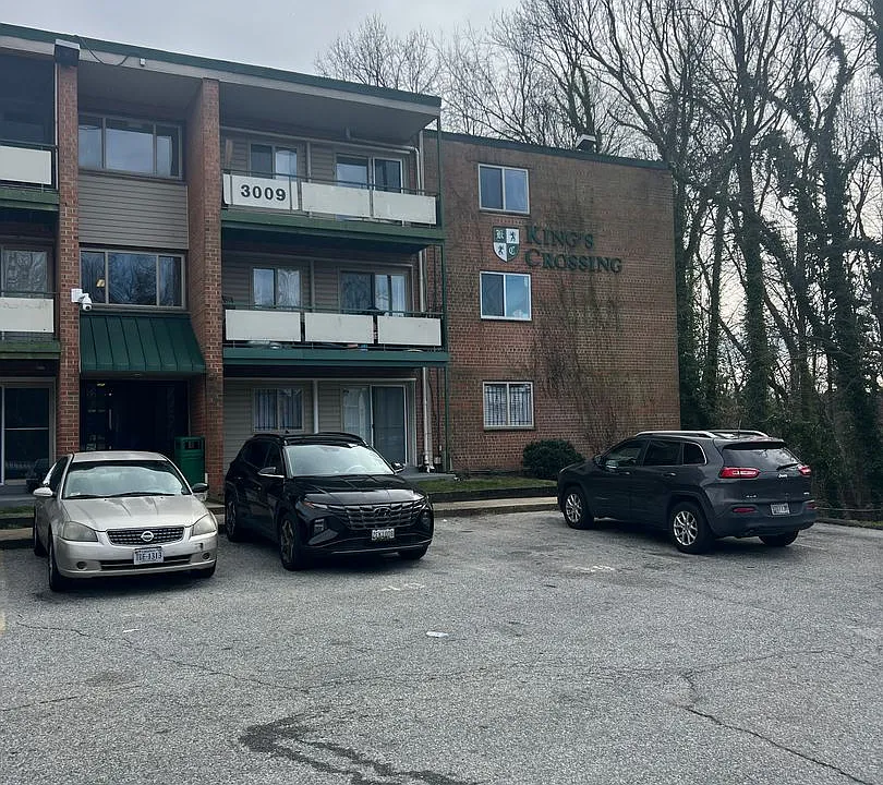 3009 Southern Ave #33