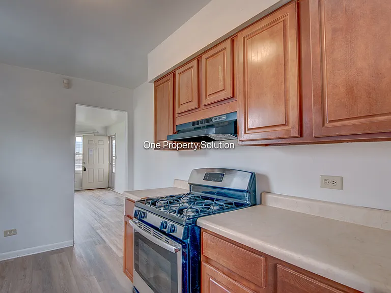 1227 Logan St — Photo 14
