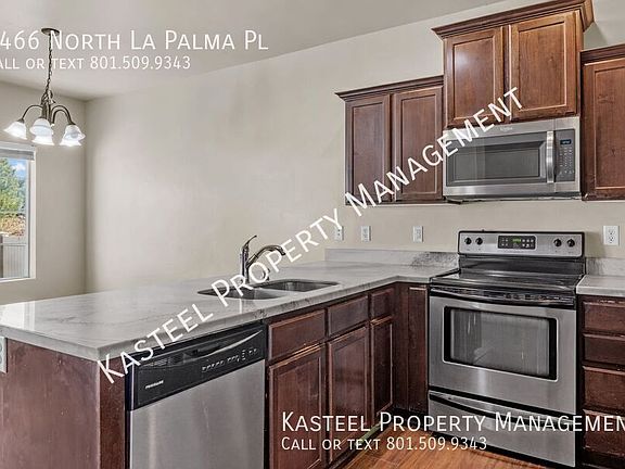 3rd image of 1466 N La Palma Pl